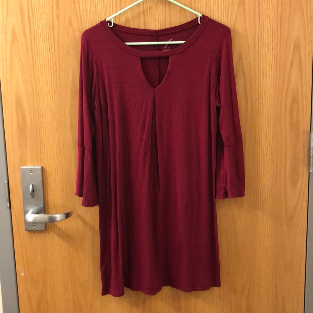 Maroon bell sleeve dress from Francesca’s